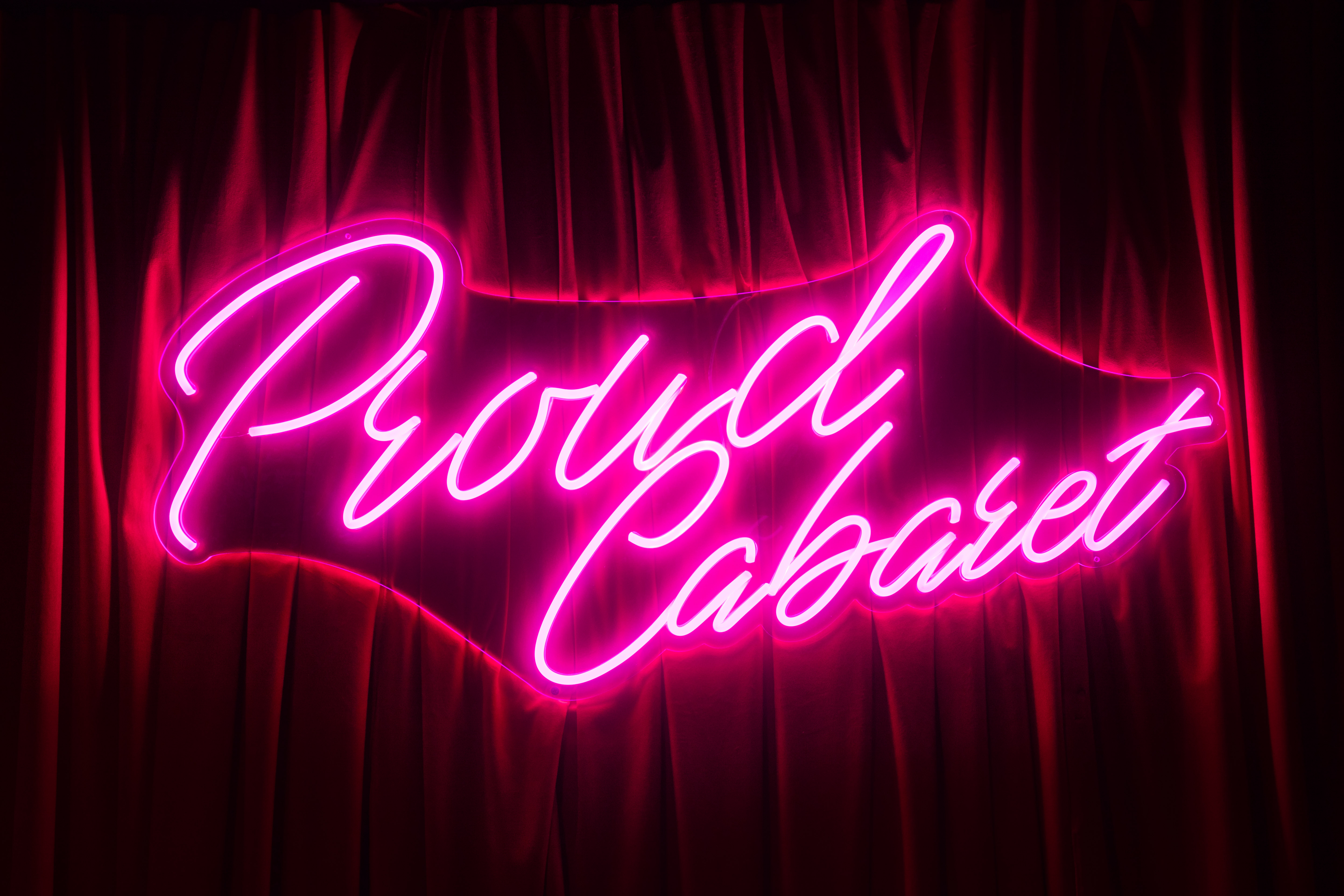 Laura Hamilton to host PINKLondon2021 party
